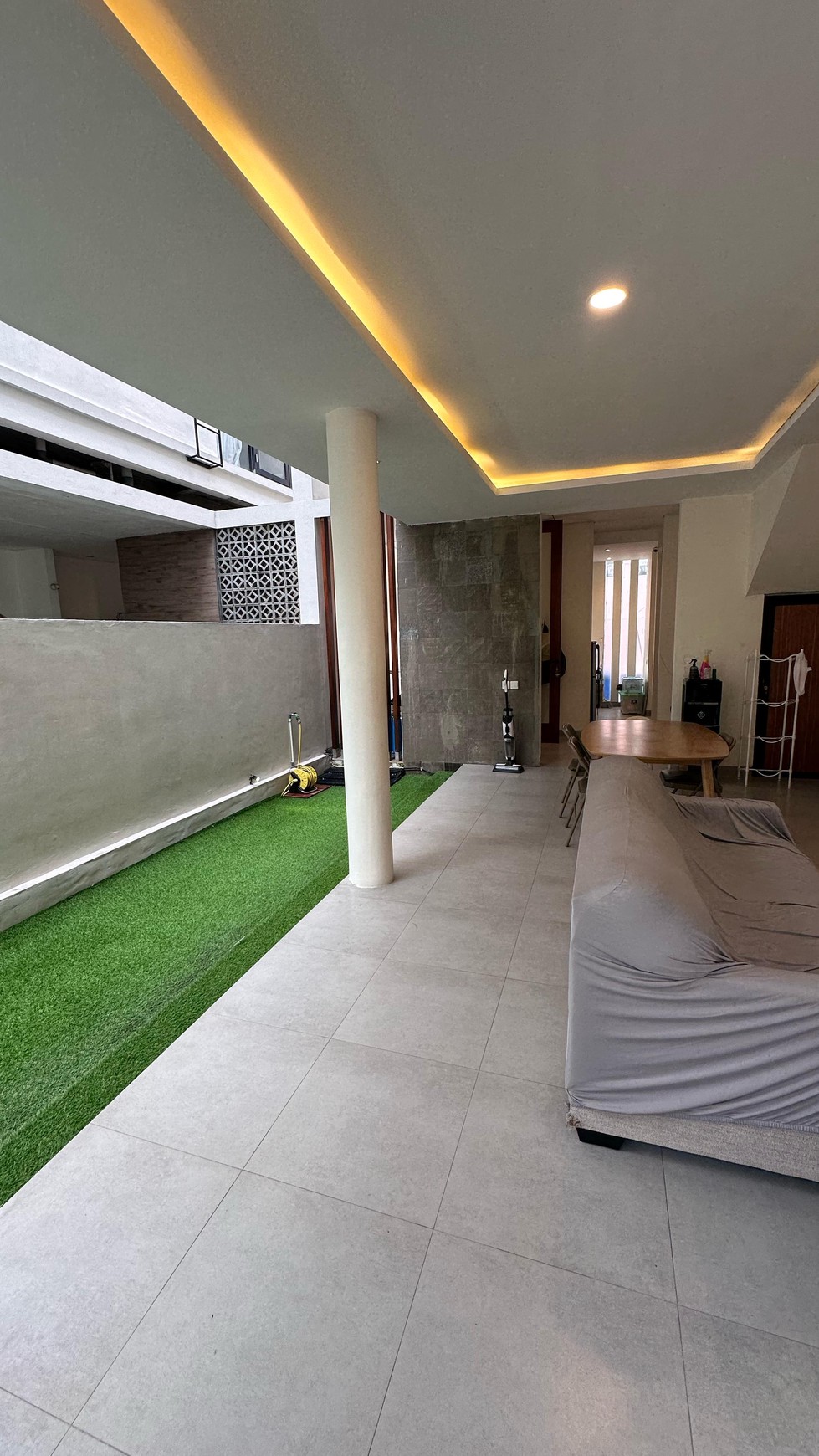 Rumah Hitung Tanah Area Cipete