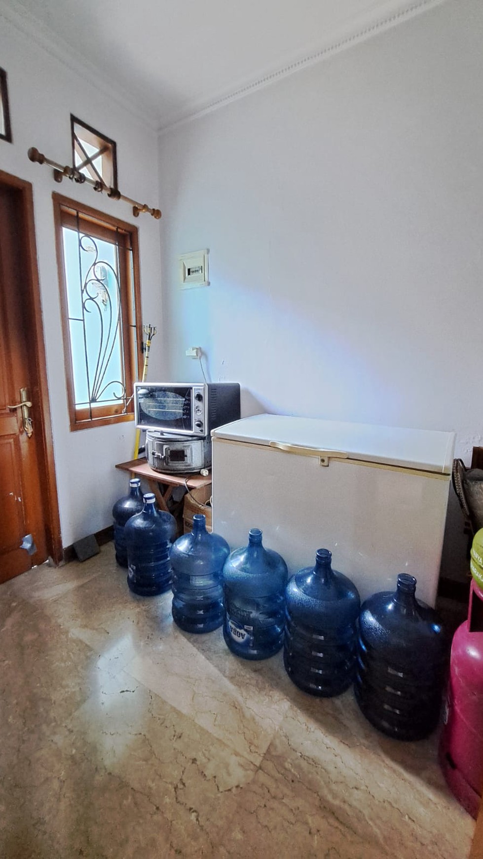 Rumah Hitung Tanah Area Cipete