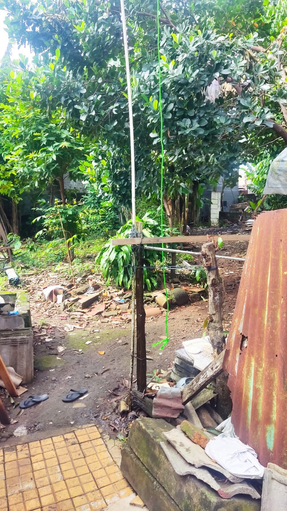 Rumah Hitung Tanah Area Cipete