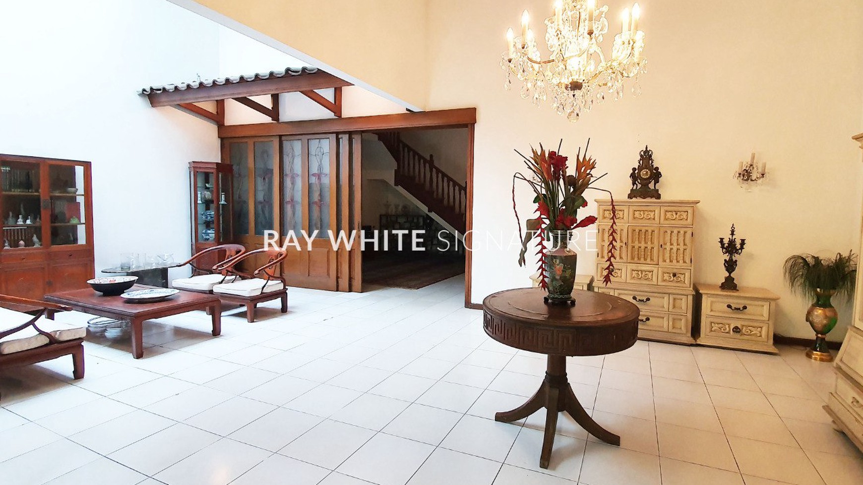 Rumah Hitung Tanah Area Cipete