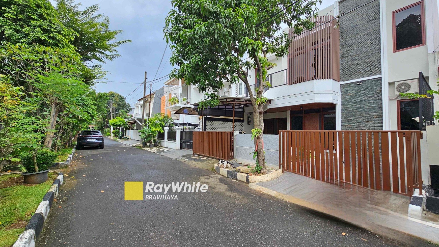 Newly renovated house di Bumi Karang Indah, Lebak Bulus, JakSel, Siap Huni, dekat MRT Lebak Bulus