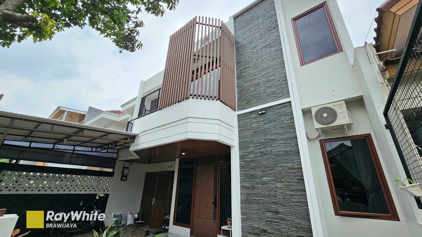 Newly renovated house di Bumi Karang Indah, Lebak Bulus, JakSel, Siap Huni, dekat MRT Lebak Bulus