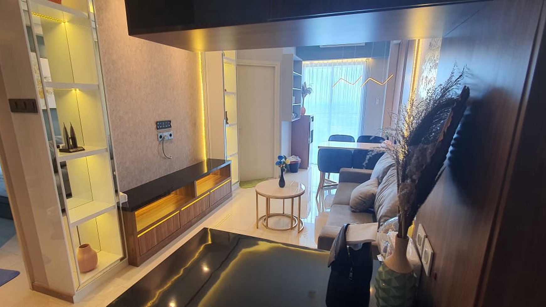 Disewakan Apartemen Benson Pakuwon Mall Tipe 2 Bedroom Corner Full Furnished Modern Mewah Lantai.33 Corner Plus Balkony