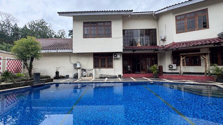 Cinere bukit cinere indah luas 850 view bukit swimpool