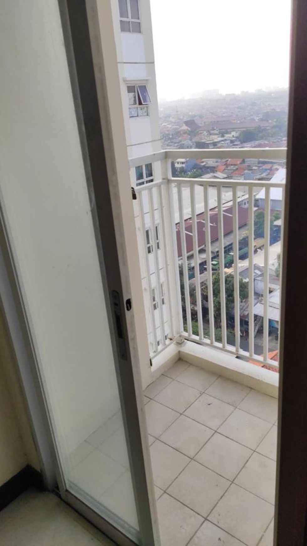 Apartemen di kawasan jakarta selatan siap huni di jakarta.