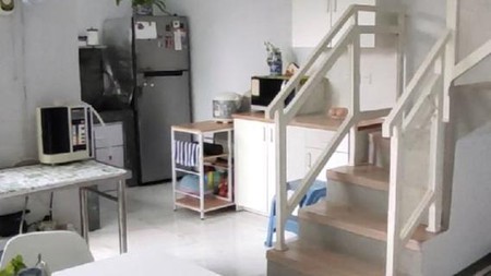 Lebak bulus karang tengah belakang ajiwaras rumah 3 lantai