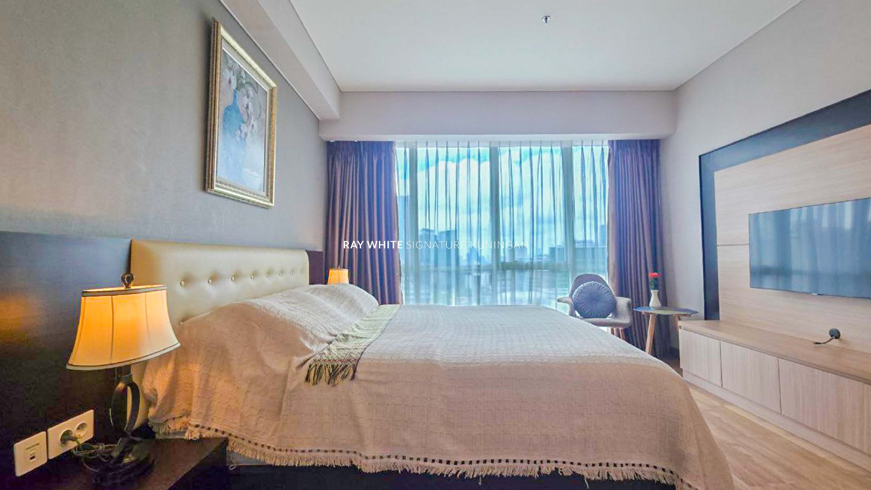 Dijual Apartemen Mewah Di Setiabudi Sky Garden 3BR Furnished 