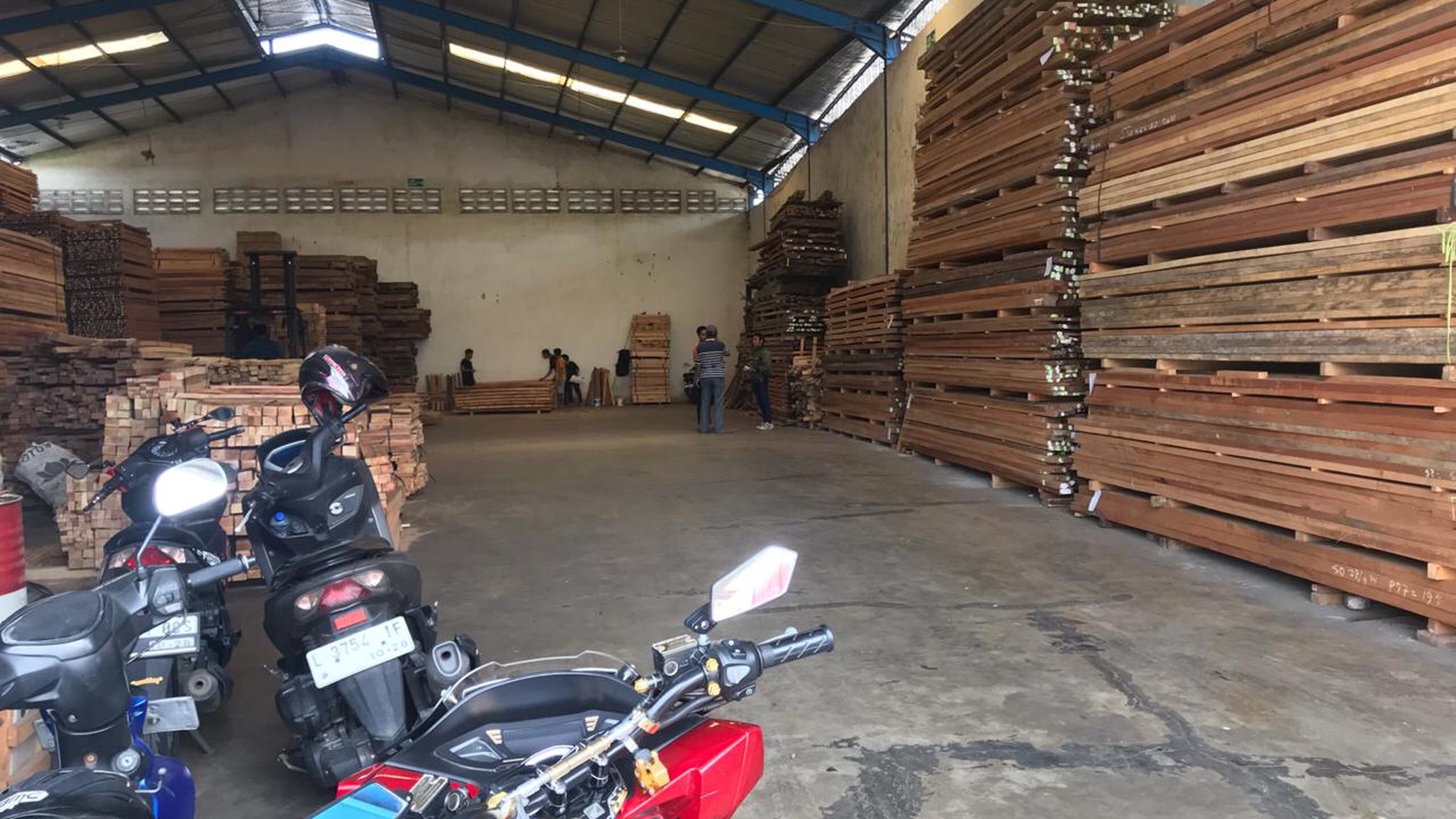 Rumah Hitung Tanah Area Cipete