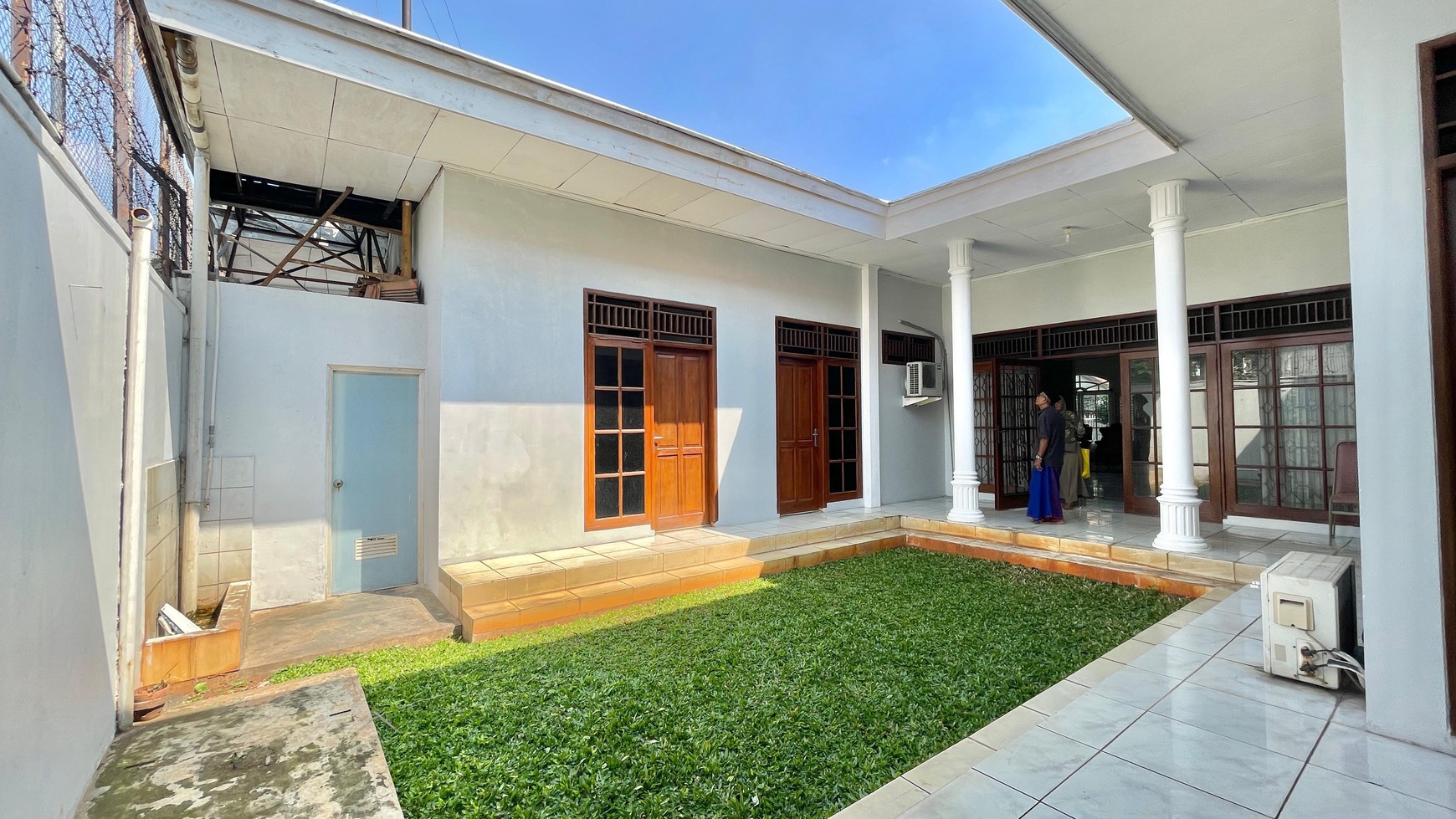 Rumah Hitung Tanah Area Cipete