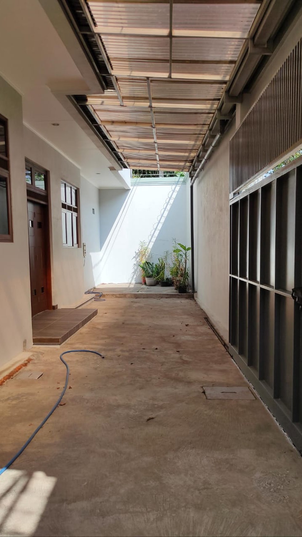 Rumah Hitung Tanah Area Cipete