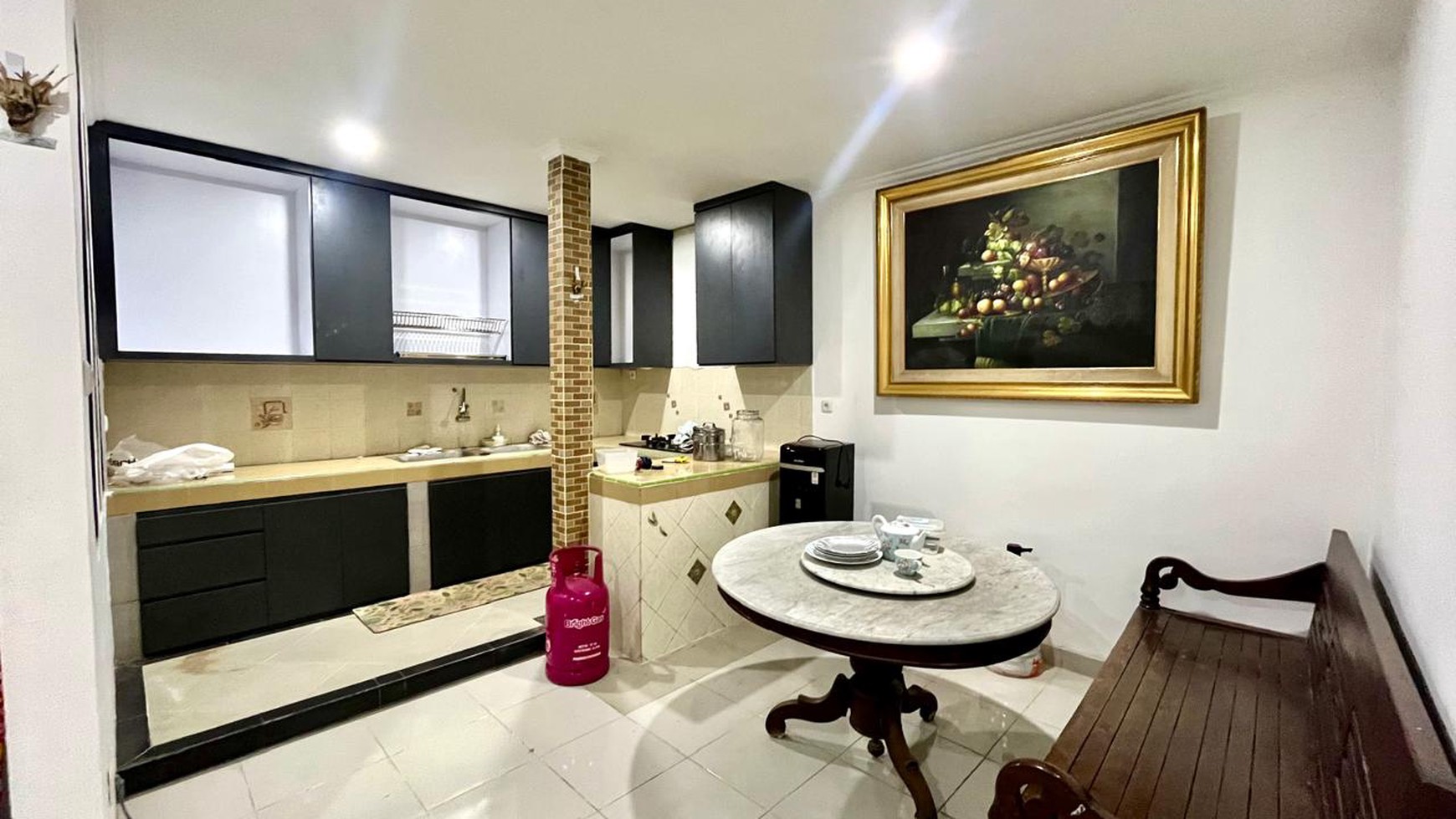 Rumah Hitung Tanah Area Cipete