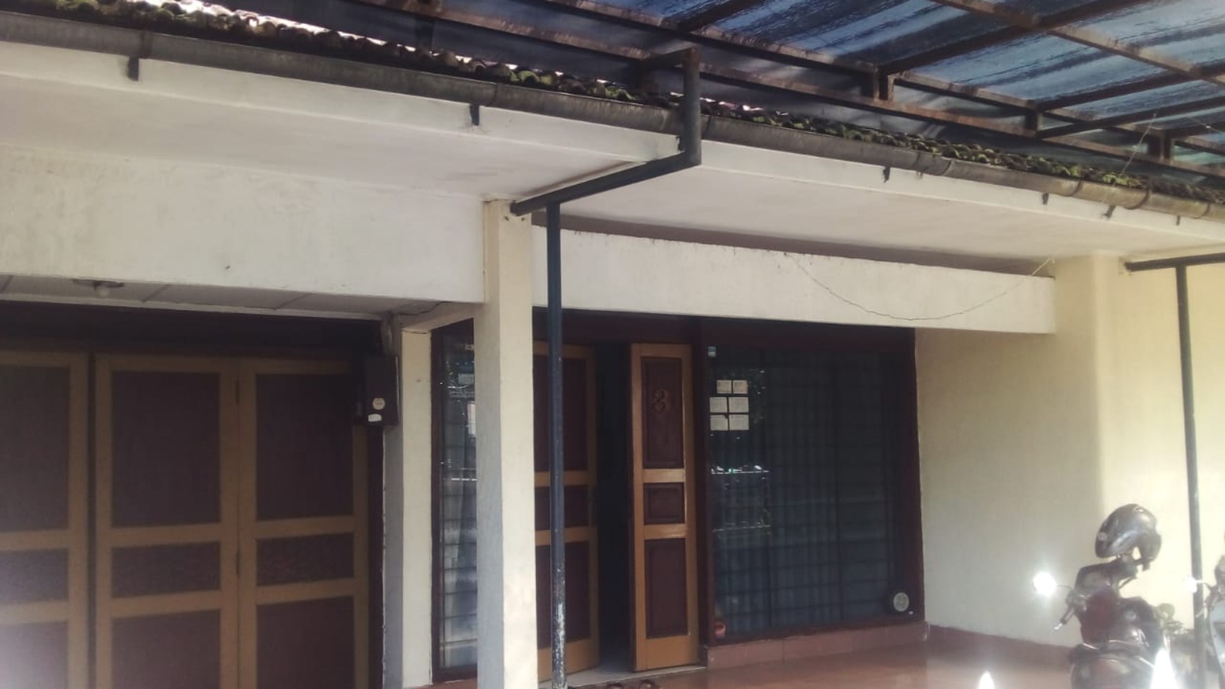 Rumah di Jl Gegerkalong strategis main road