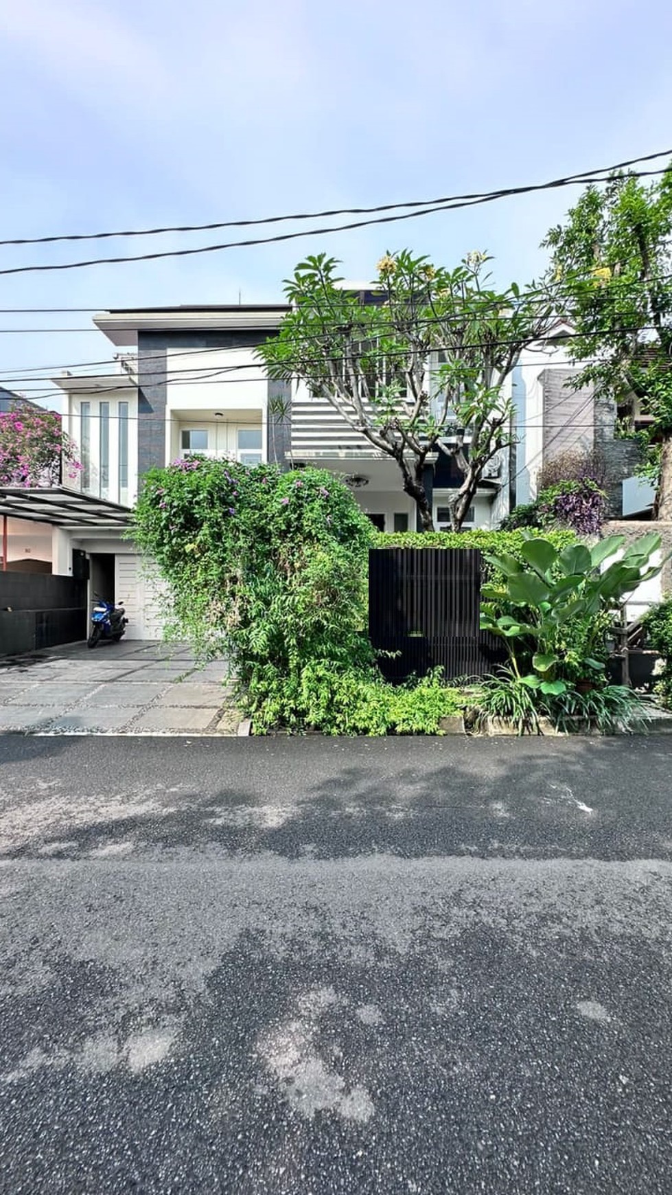 Rumah bagus, nyaman siap huni di Pondok Indah