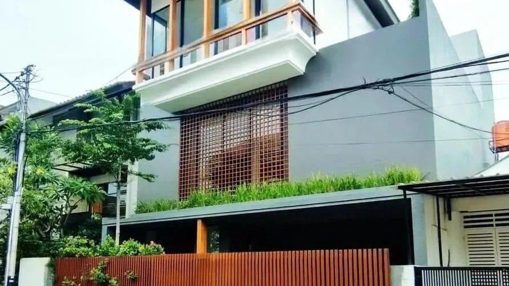 Rumah bagus, Luxury dengan Private Swimming Pool di Pondok Indah