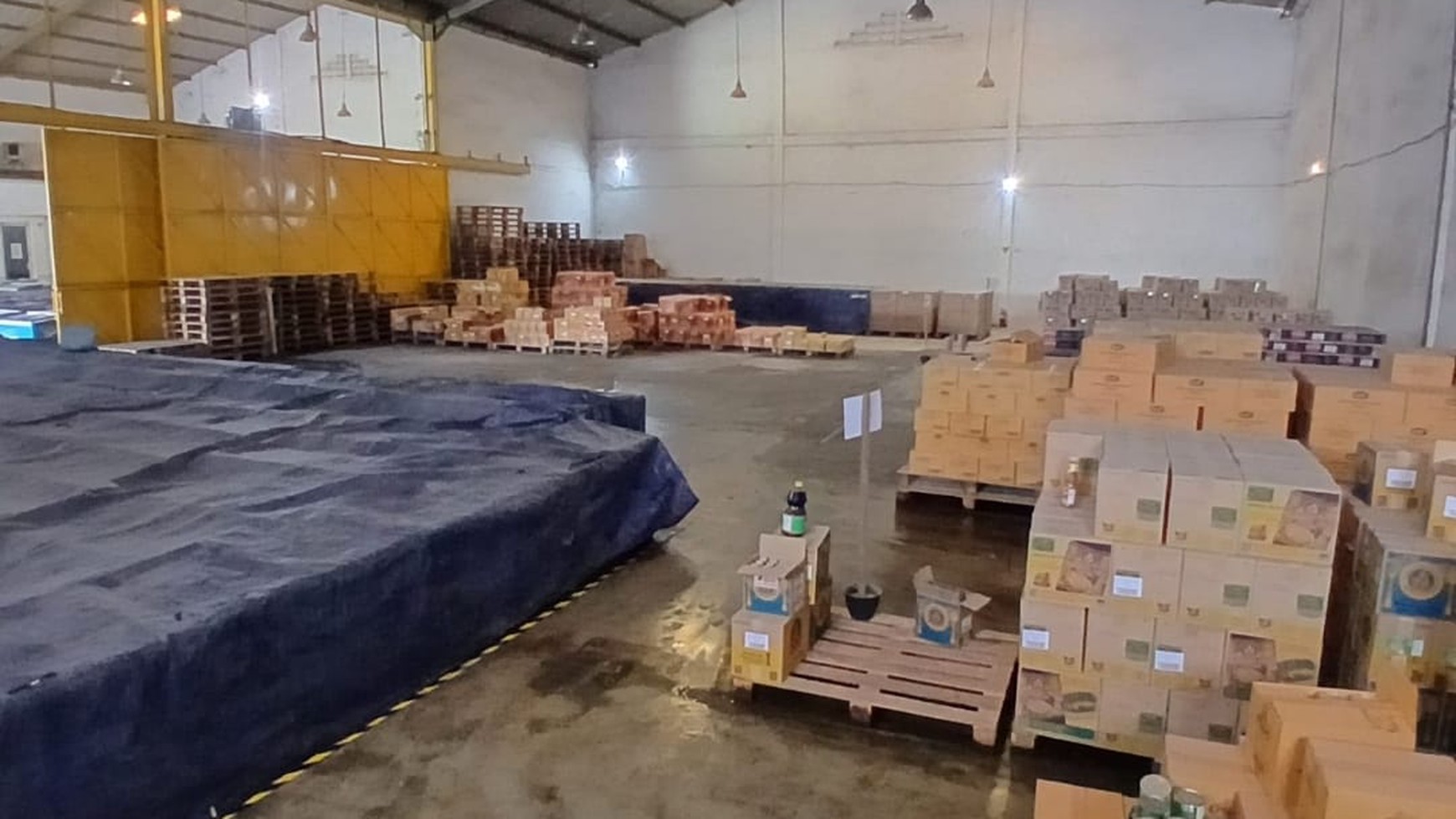 DIJUAL RUANG USAHA PERGUDANGAN DADAP KOSAMBI