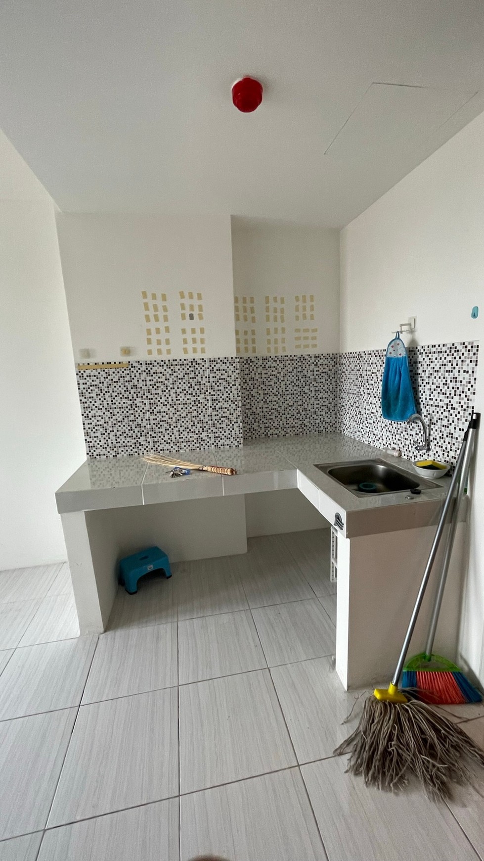 173. Dijual Apartment Puncak CBD Tower A Surabaya