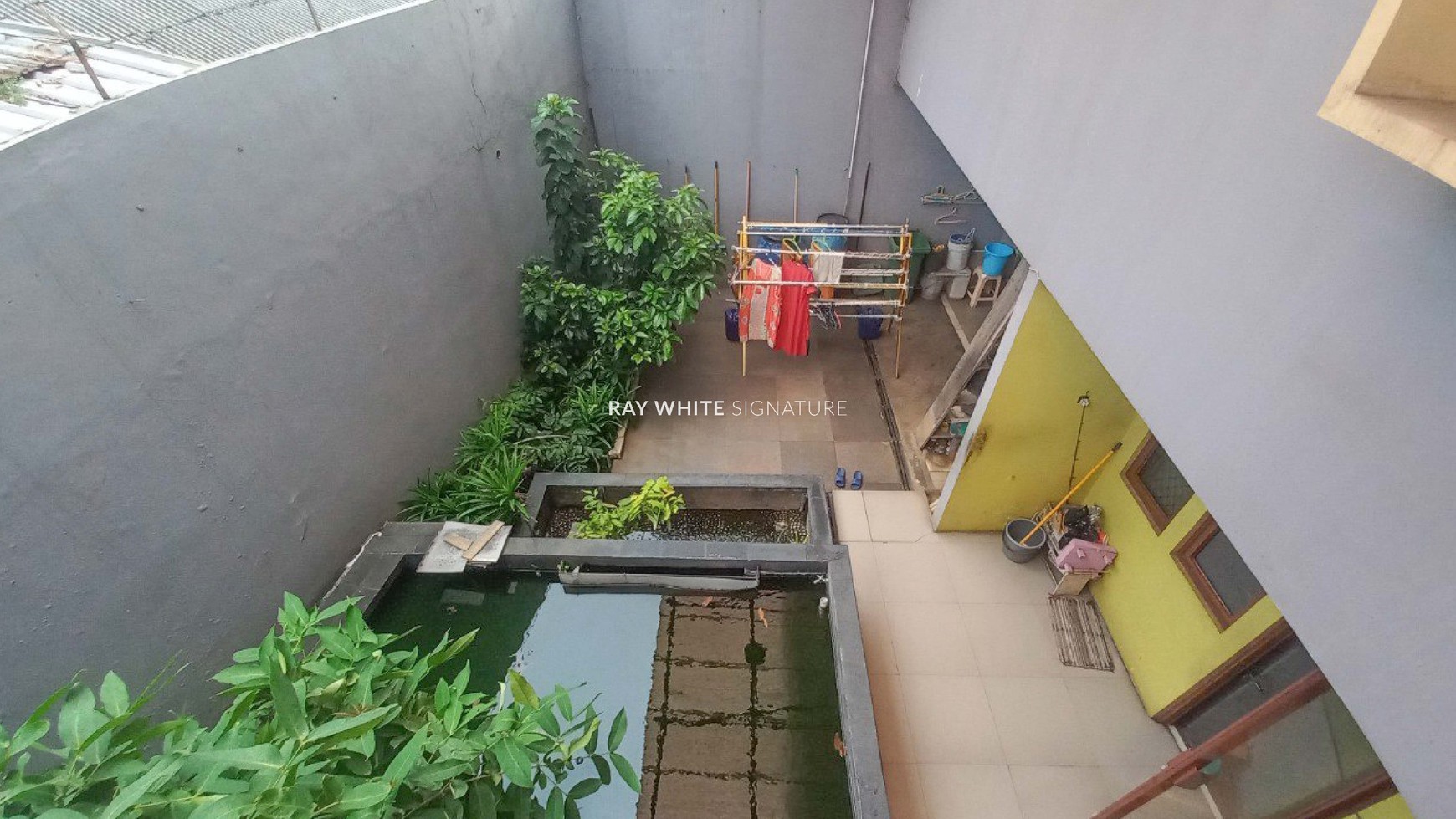 Dijual Rumah di Jalan Utama bisa untuk bisnis di Jl Setia 1, Jatiwaringin