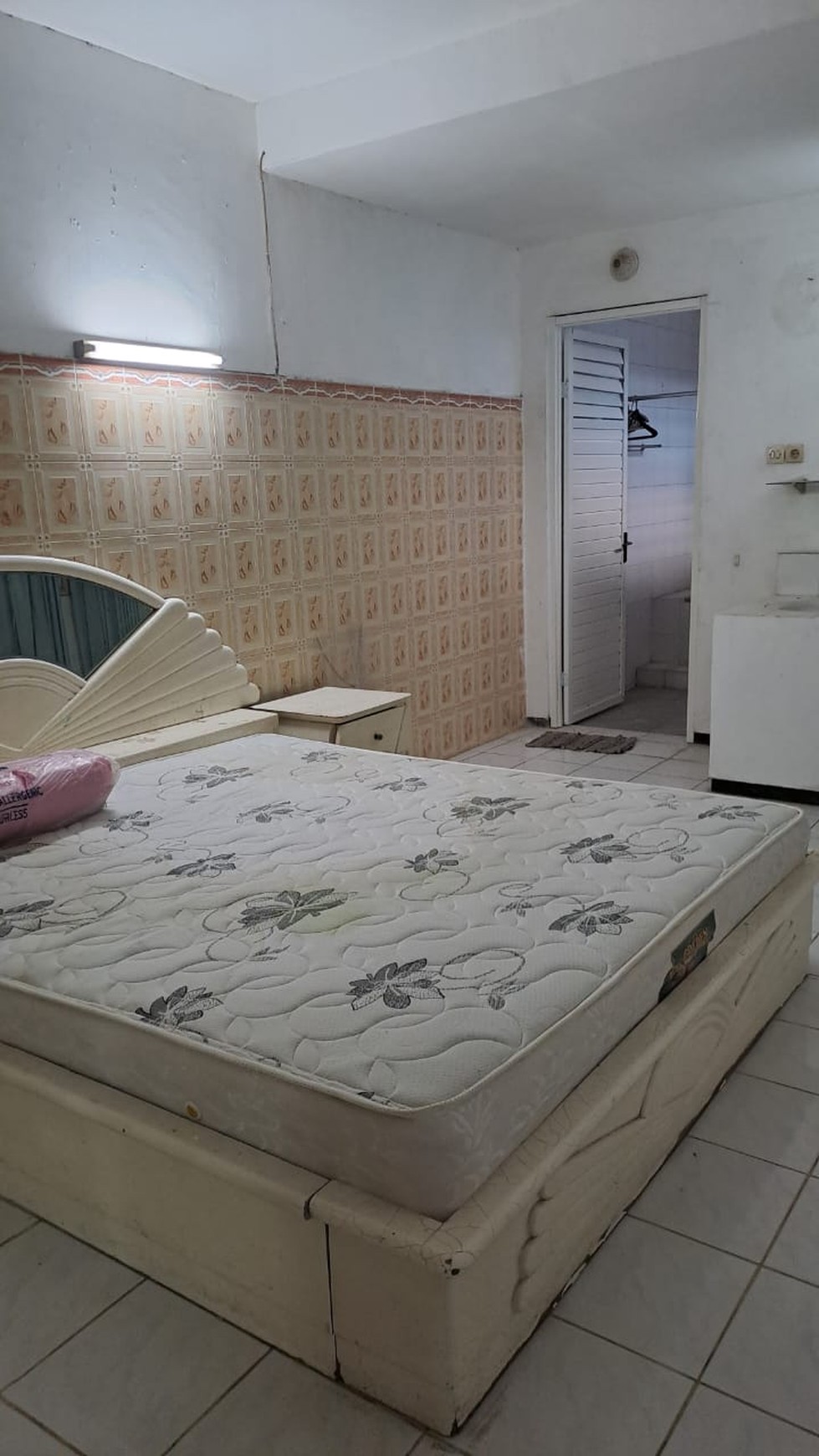 168. Dijual/Disewa Rumah Darmo Harapan Utara 