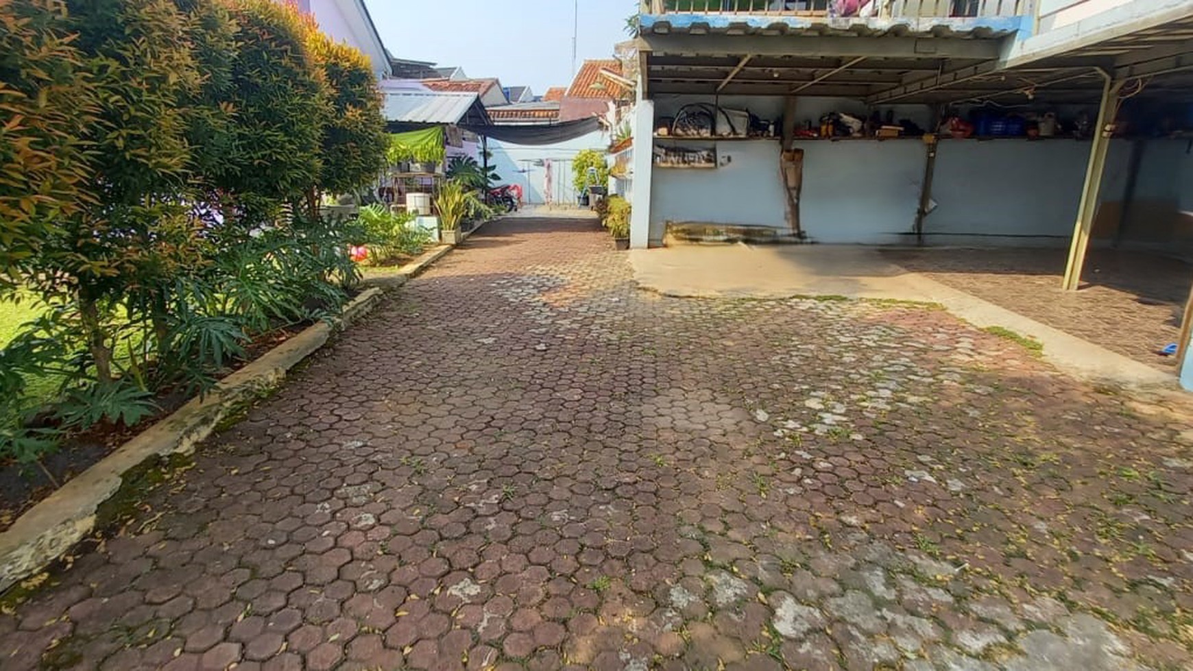Rumah Bagus siap huni dengan lingkungan asri di Ciputat