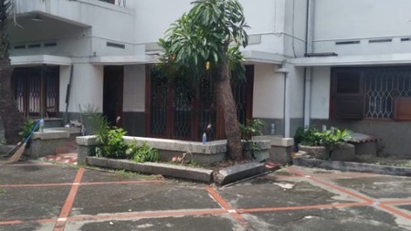 Disewakan Rumah Usaha Jalan Diponegoro