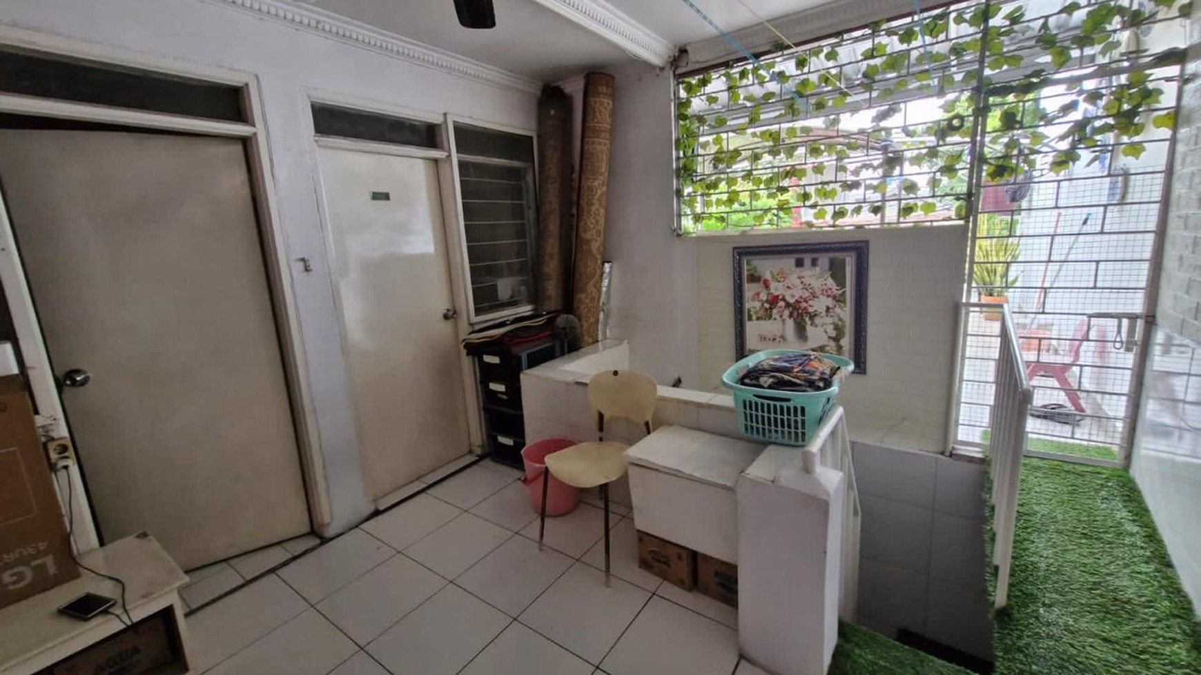 Di jual Rumah Rumah siap huni, terawat strategis di  Jl Cempaka Putih, Jakarta Pusat