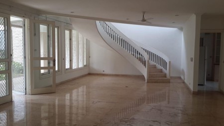 Di jual Rumah siap huni lokasi di  Jl kenanga cilandak  Jakarta selatan