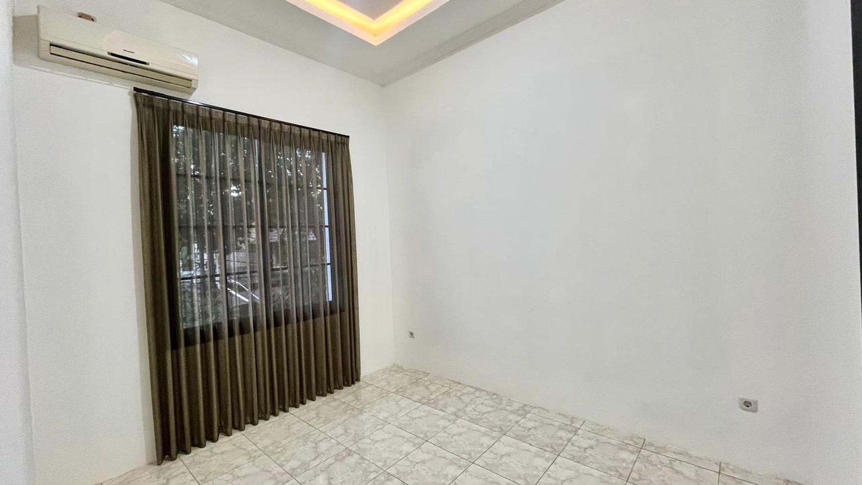 Rumah Brand New Bagus Lokasi Strategis di Bintaro