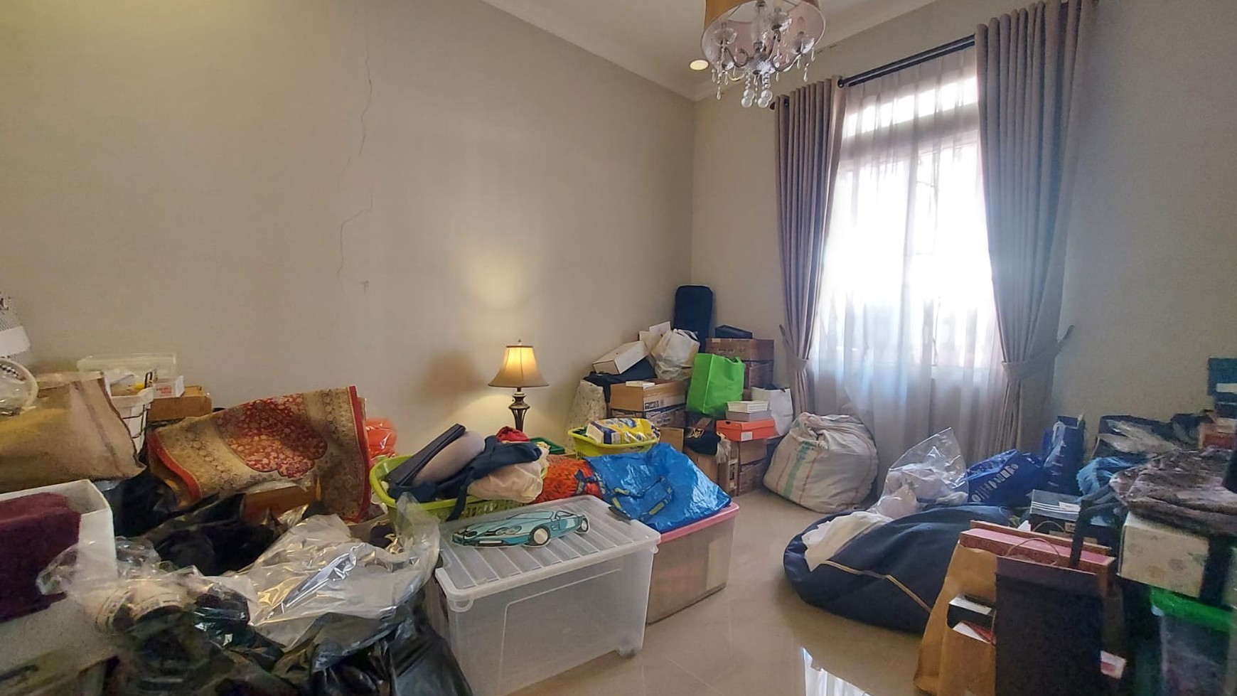 Rumah 2 Lantai Harga Terjangkau dalam Town House Eksklusif di Gandul