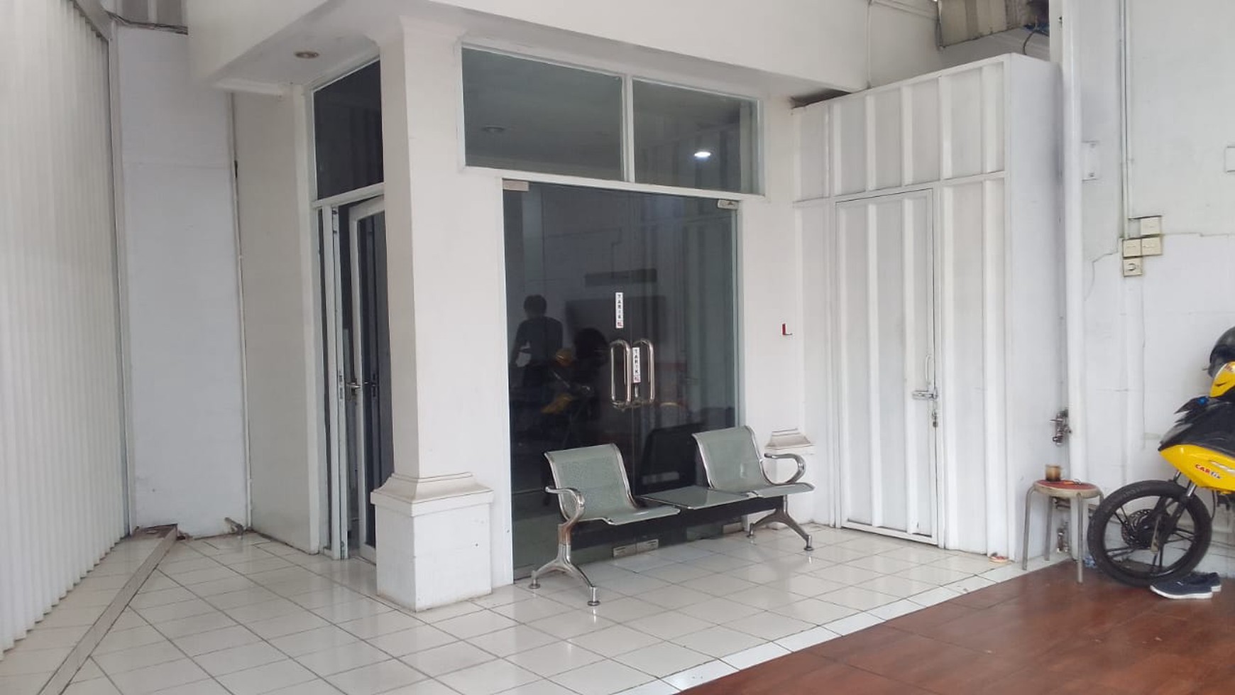 Rumah Hitung Tanah Area Cipete