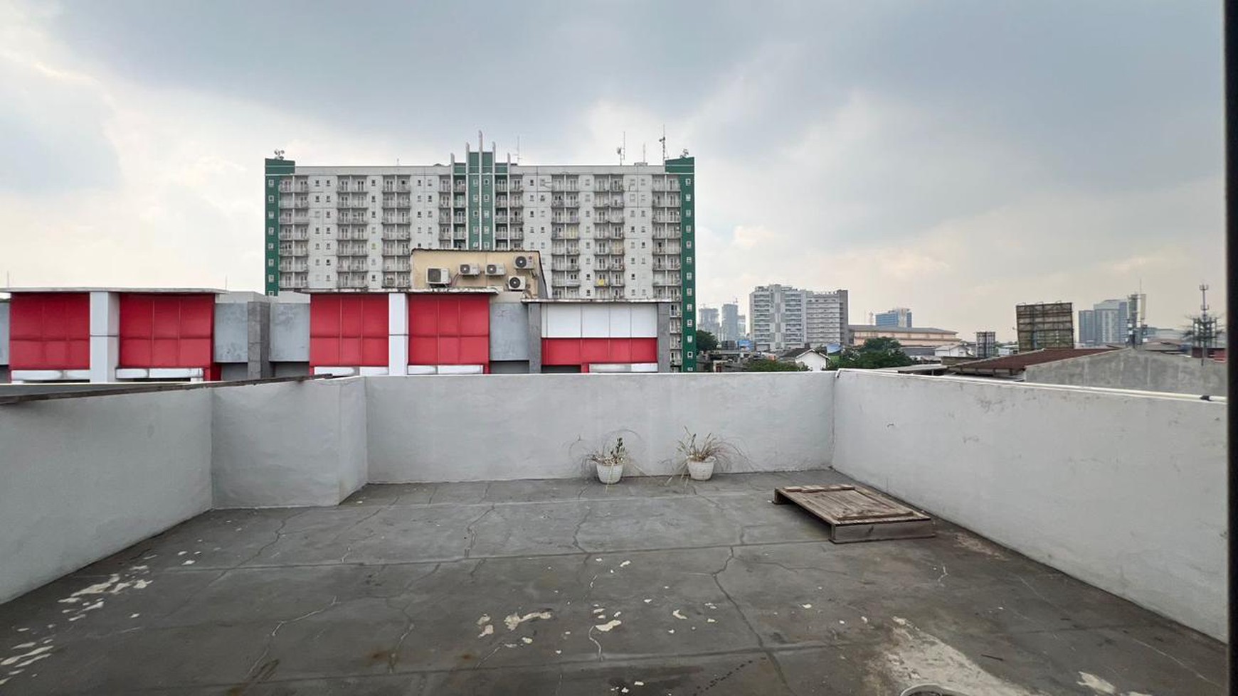 Rumah Hitung Tanah Area Cipete