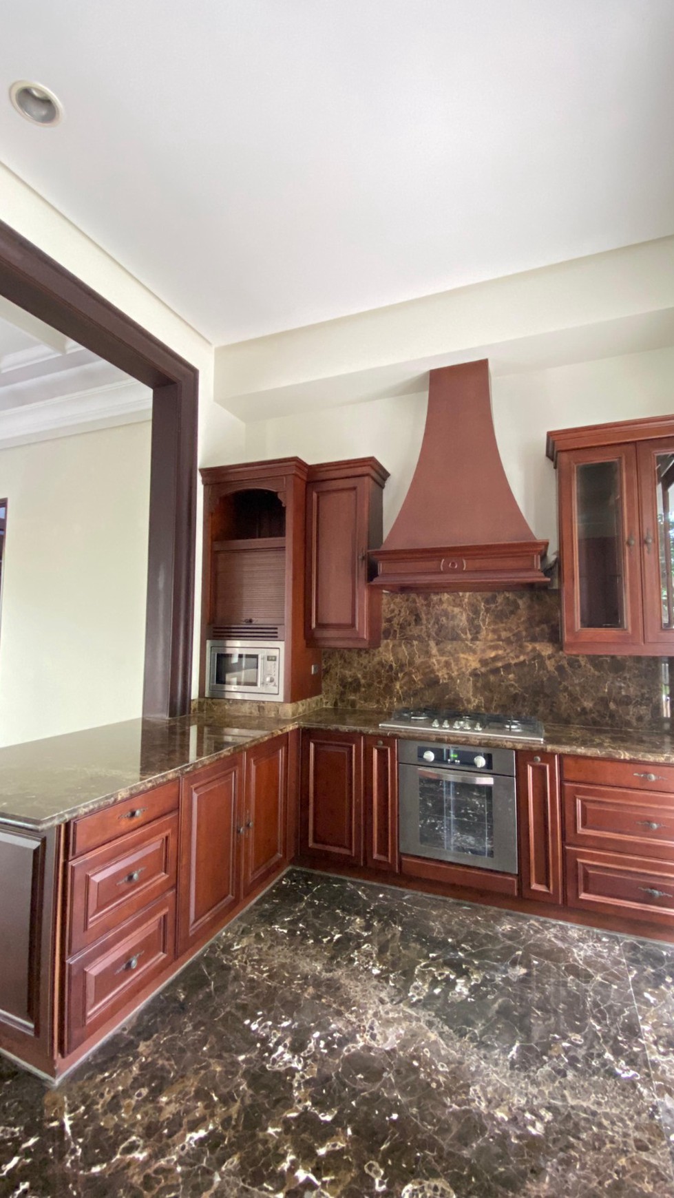 Rumah Hitung Tanah Area Cipete