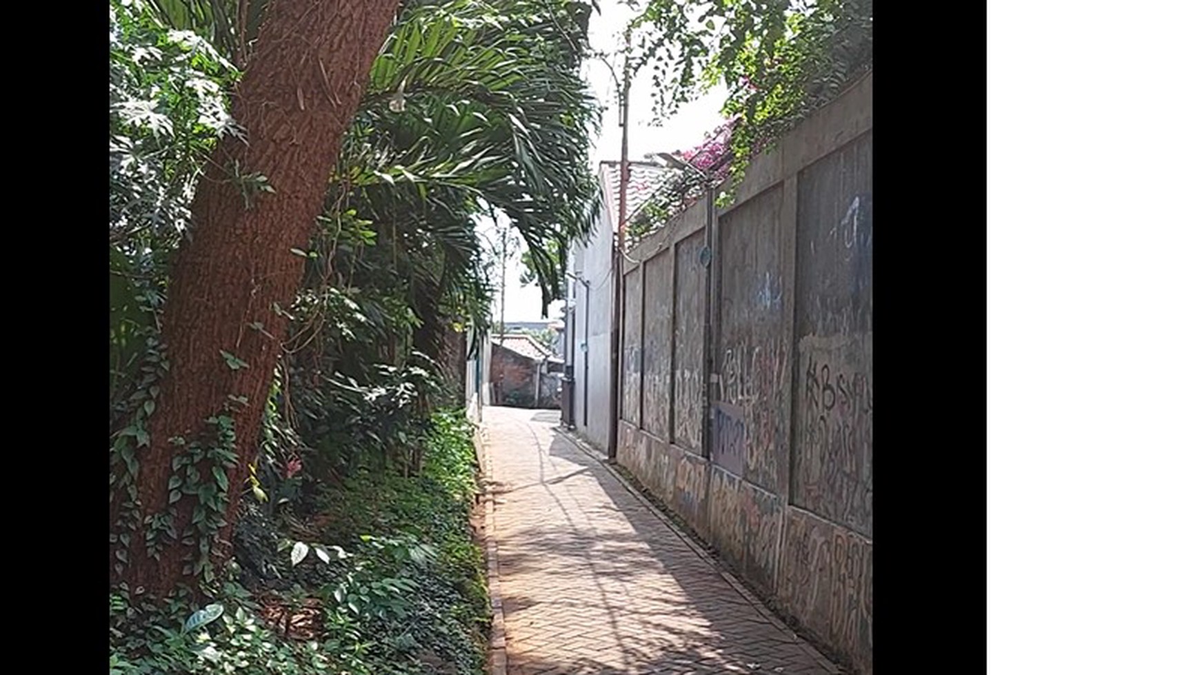 Rumah Tua Hitung Tanah di Larangan, Tangerang