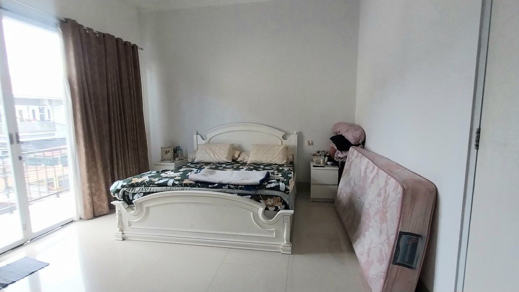 Tanah Luas 1207m² di Cinere Ideal untuk Hunian Eksklusif dan Proyek Komersial