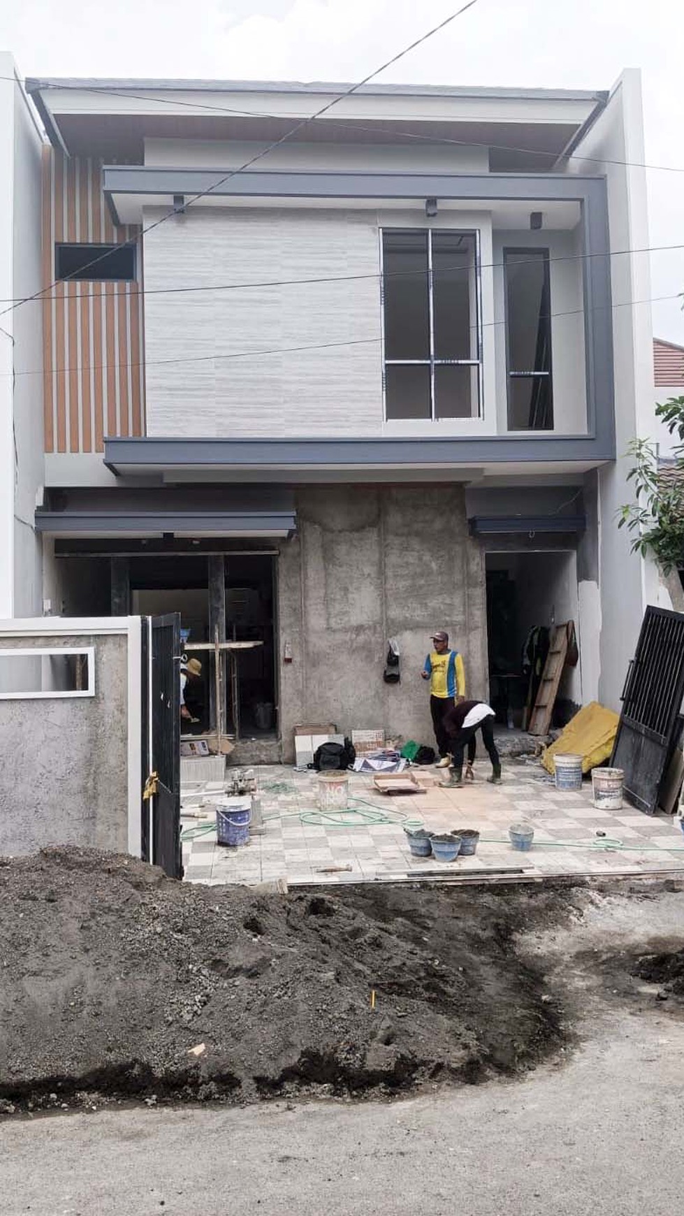 Rumah Baru Gress di Baruk Utara Surabaya Timur, 2 Lantai, Minimalis, cuma ada 2 unit ( on progress) aja... Buruan!!!