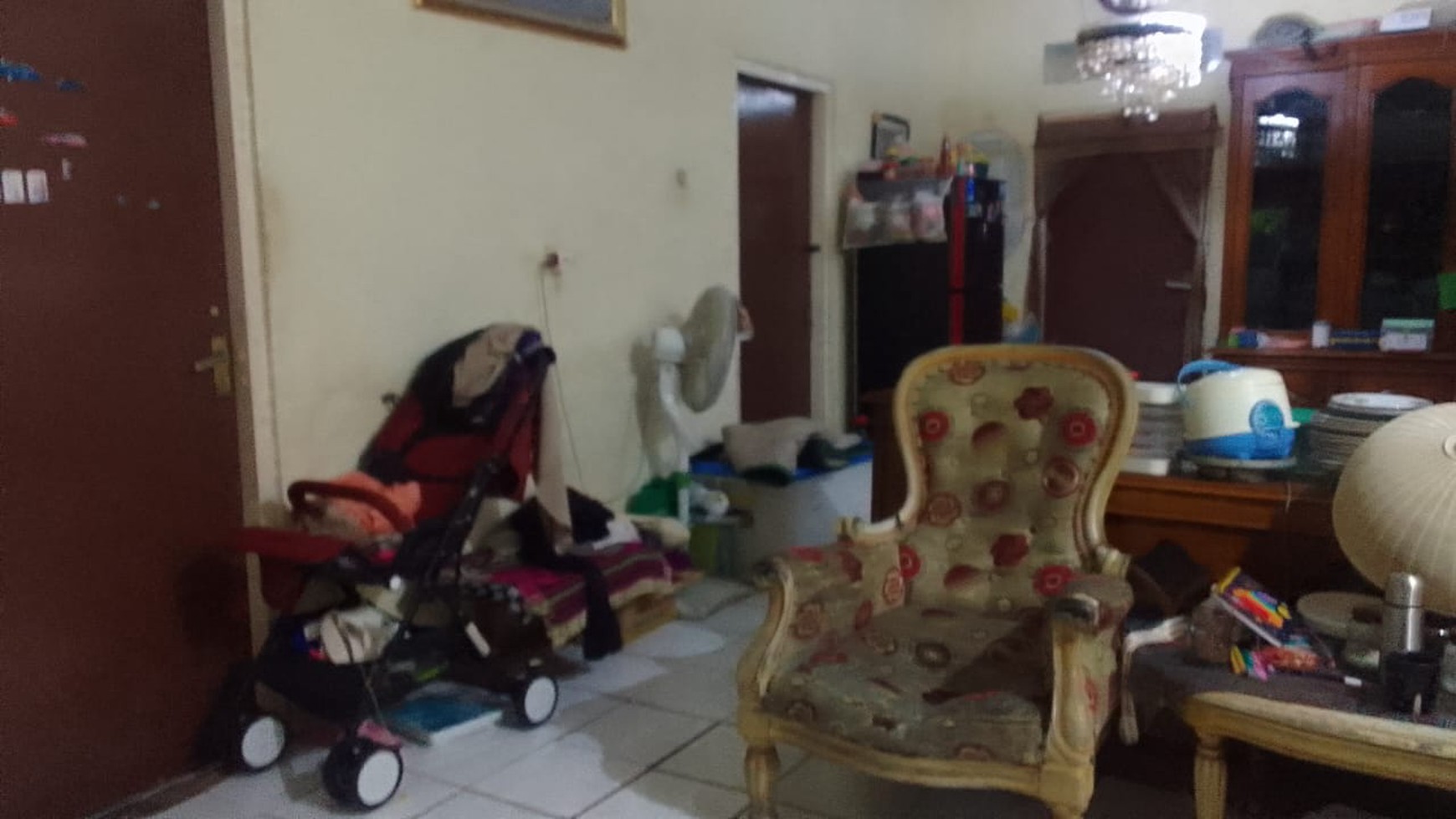 Rumah Di Tebet Barat, Strategis Hanya 3 Menit Jalan Kaki Ke Jl. Tebet Raya