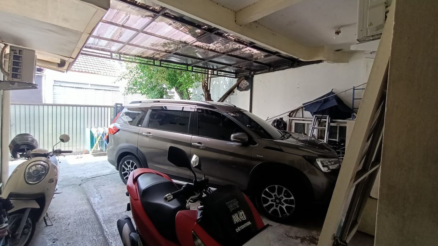 Rumah Di Tebet Barat, Strategis Hanya 3 Menit Jalan Kaki Ke Jl. Tebet Raya