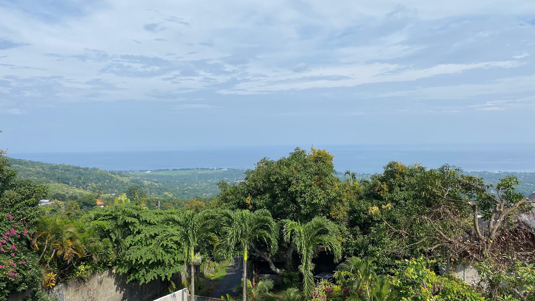 Enchanting Ocean & Mountain View Villa - Beauty in Tranquility