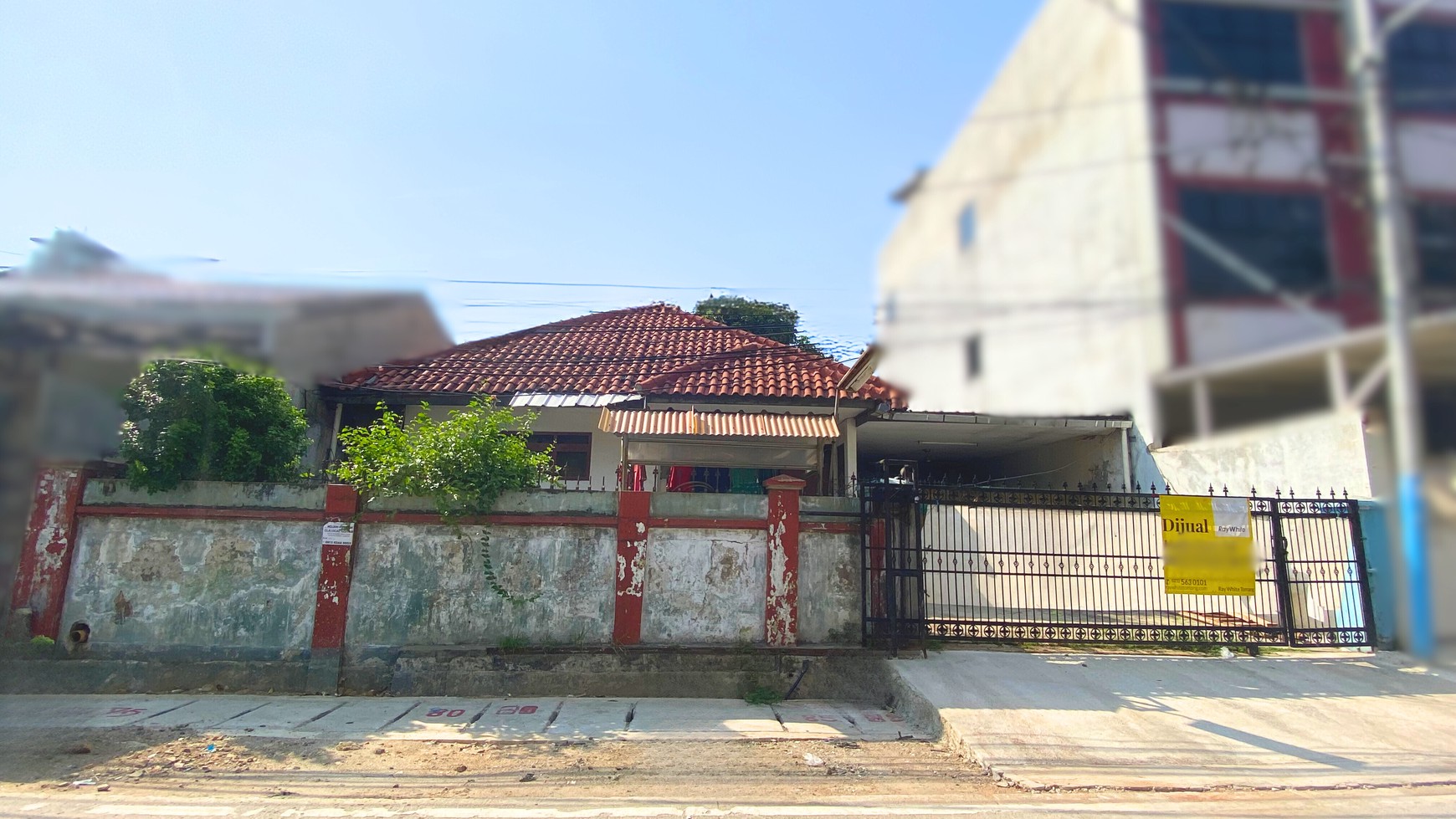 Rumah Dijual di Tomang