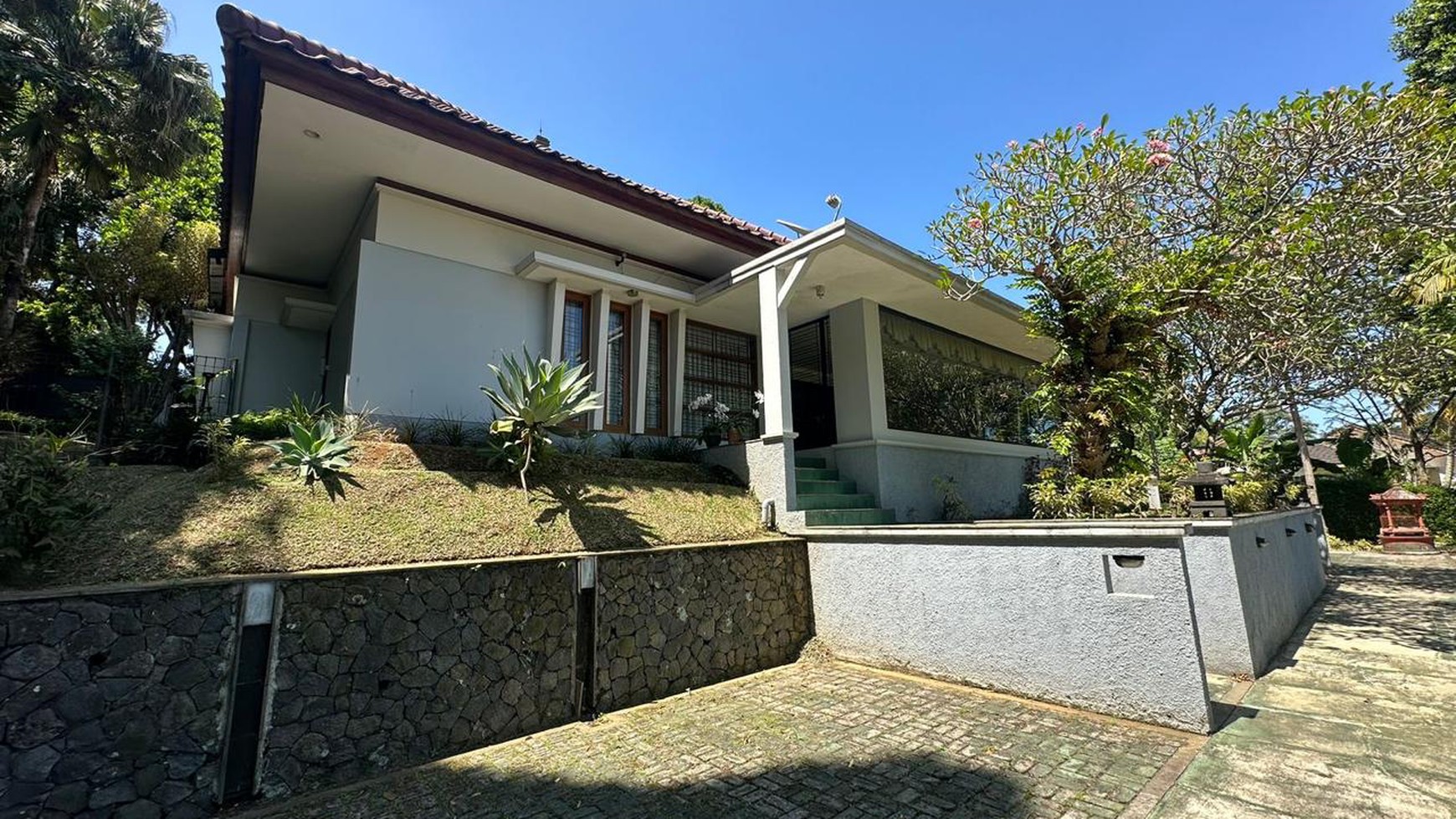 Dijual Villa Bagus Siap Huni di Puncak, Bogor