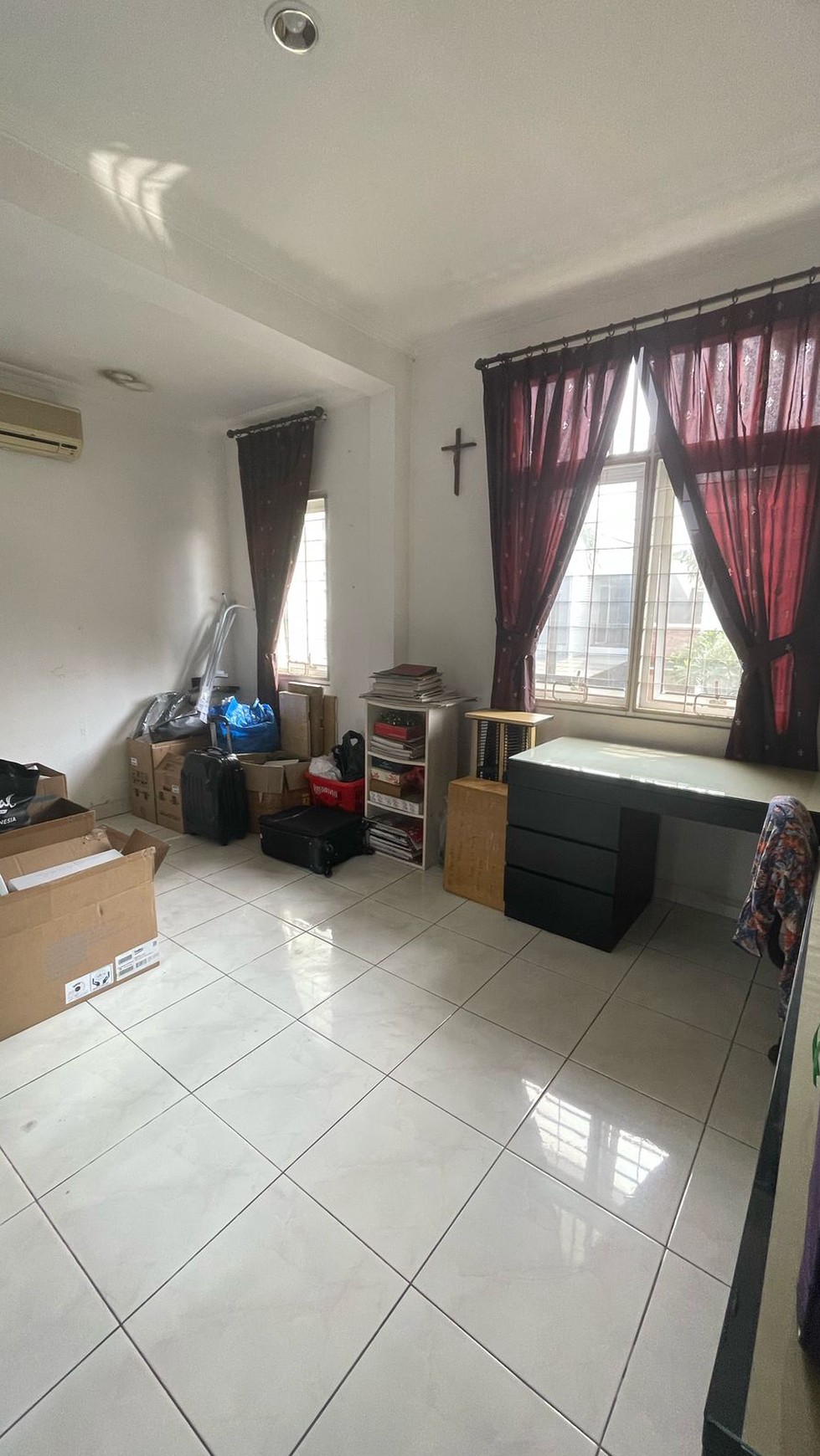 DIjual Rumah di Taman Himalaya JL. gn. Harum - Lippo Karawaci Tangerang