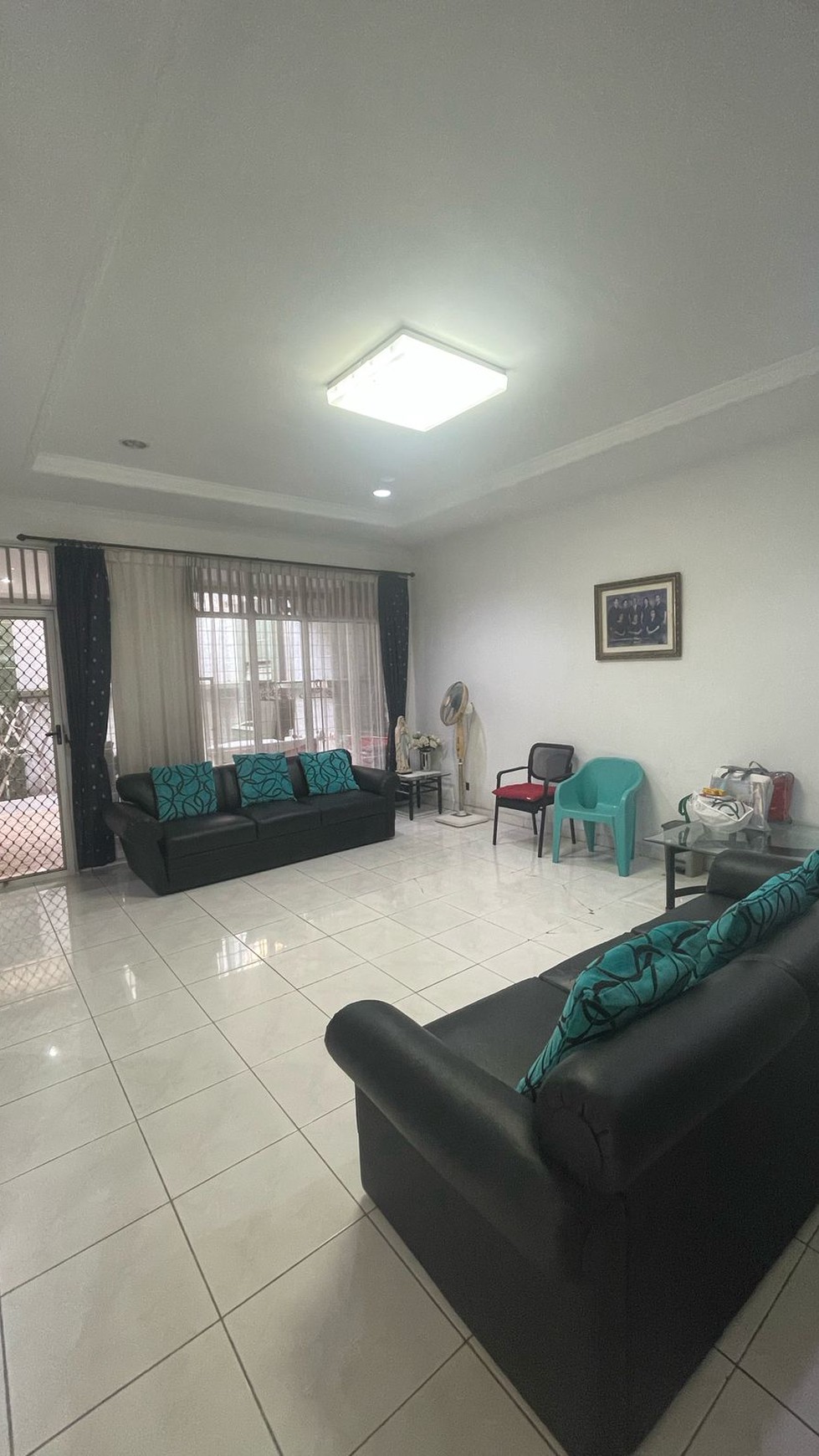 DIjual Rumah di Taman Himalaya JL. gn. Harum - Lippo Karawaci Tangerang