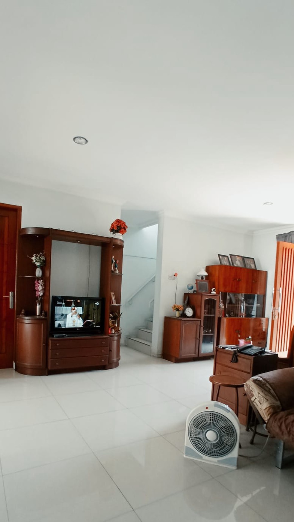 Rumah Renovasi American style design  Griya Loka BSD city 