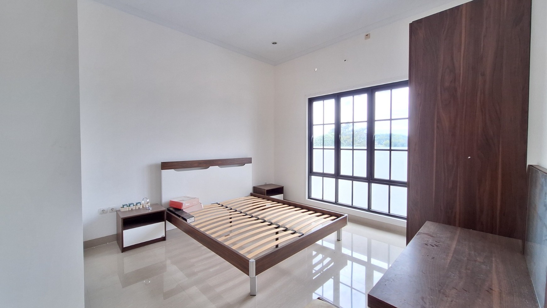 Rumah Brand New Siap Huni 400 M ke Tol Krukut