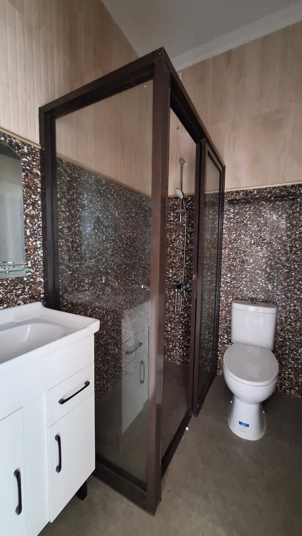 Rumah Brand New Siap Huni 400 M ke Tol Krukut