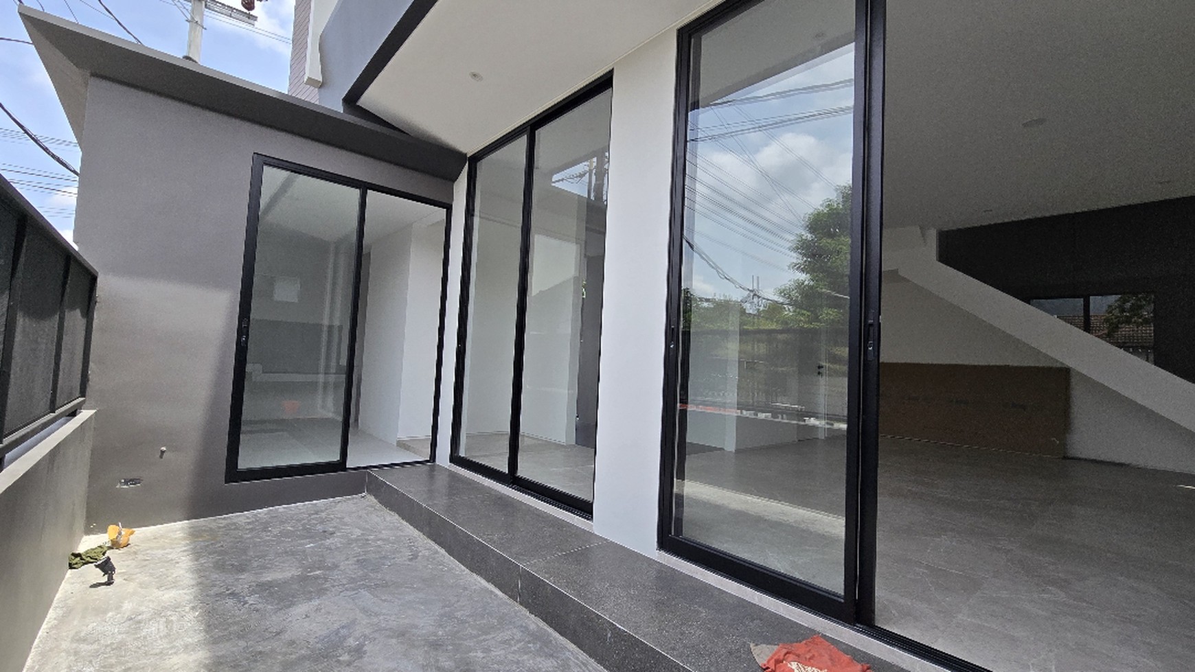 Dijual Rumah Baru Gress Kutisari Indah Free BPHTB