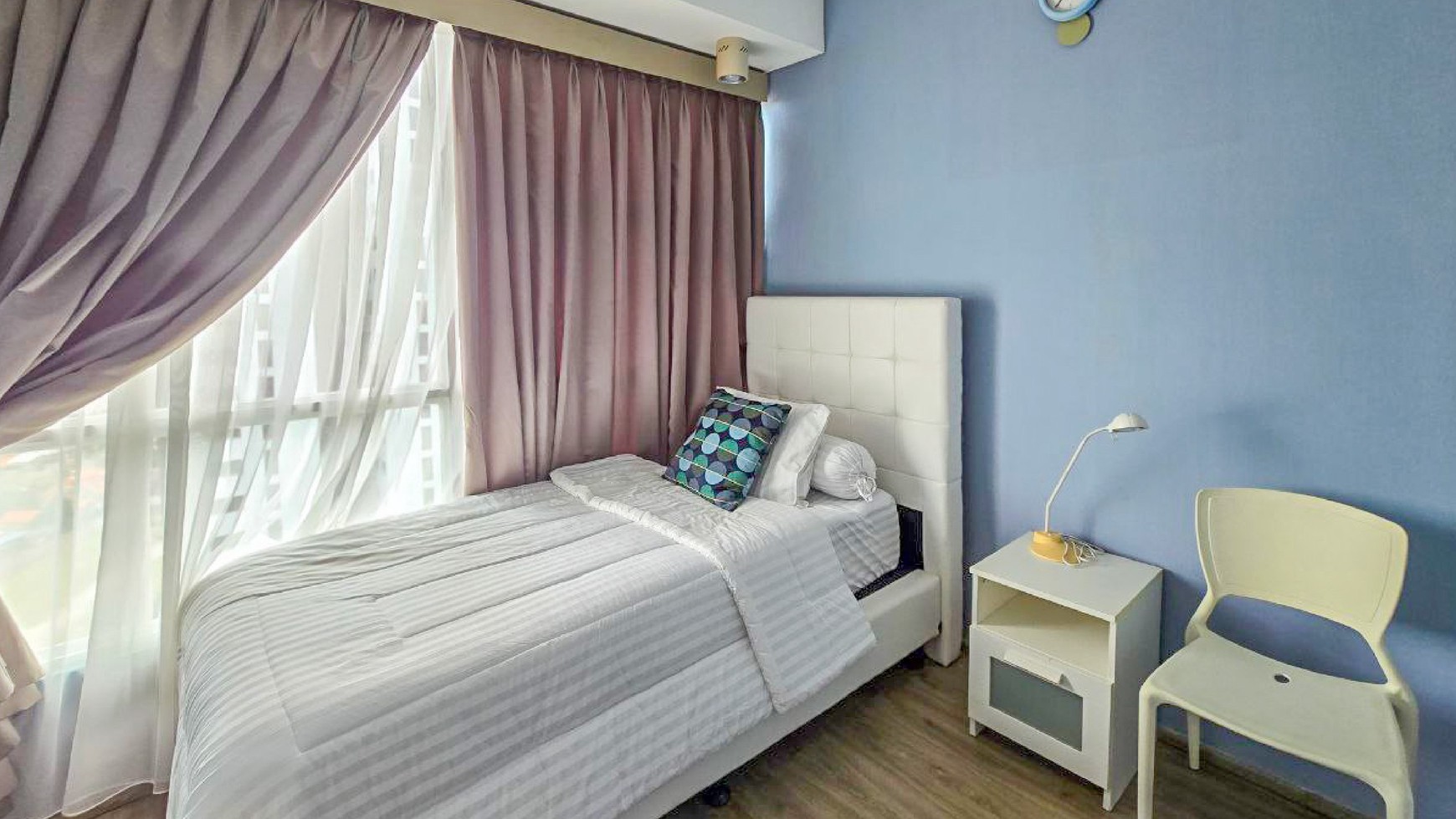 Dijual Unit Apartemen Bagus Furnished 3 BR One Park Residence 