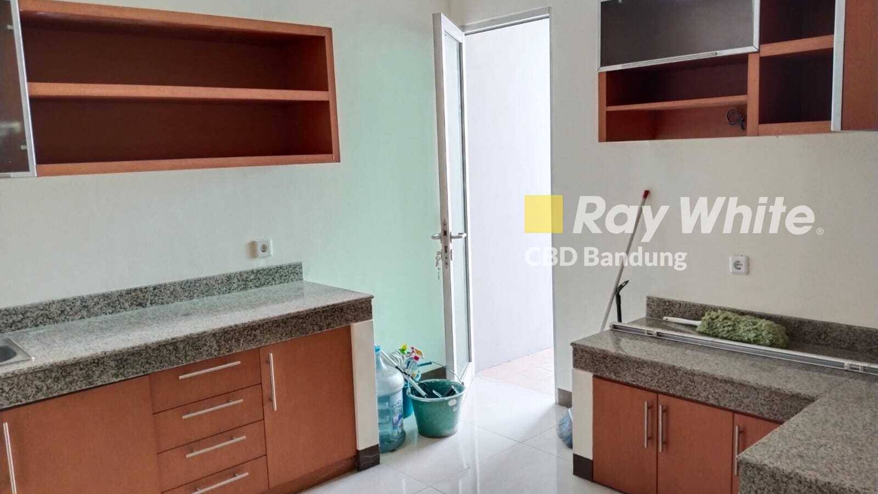 Langka Rare apartment 4 kamar galcim 1 super murah