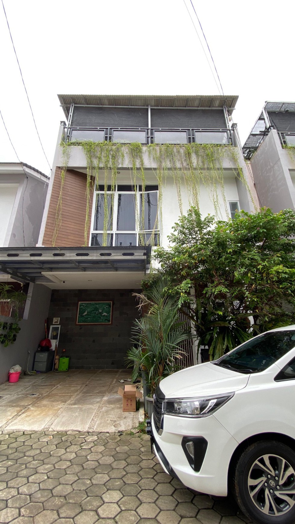 Lebak bulus cirendeu rumah 3 lantai dalam cluster