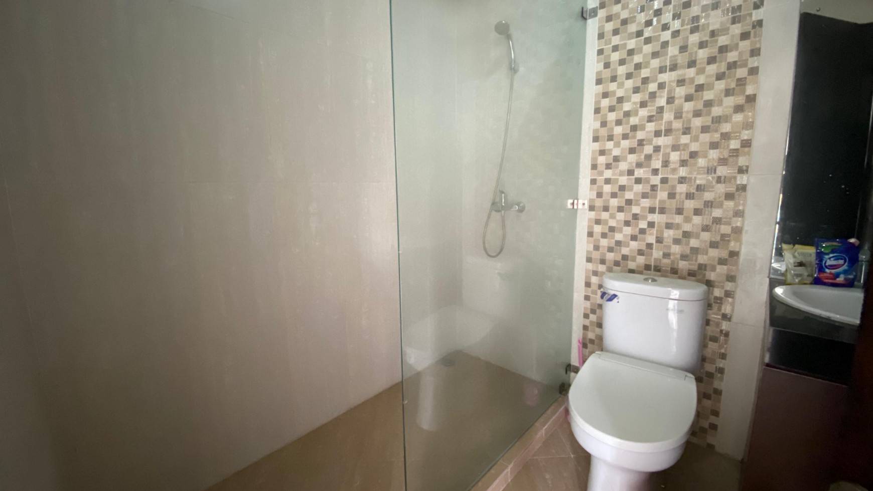 Lebak bulus cirendeu gunung rumah cluster luas 155