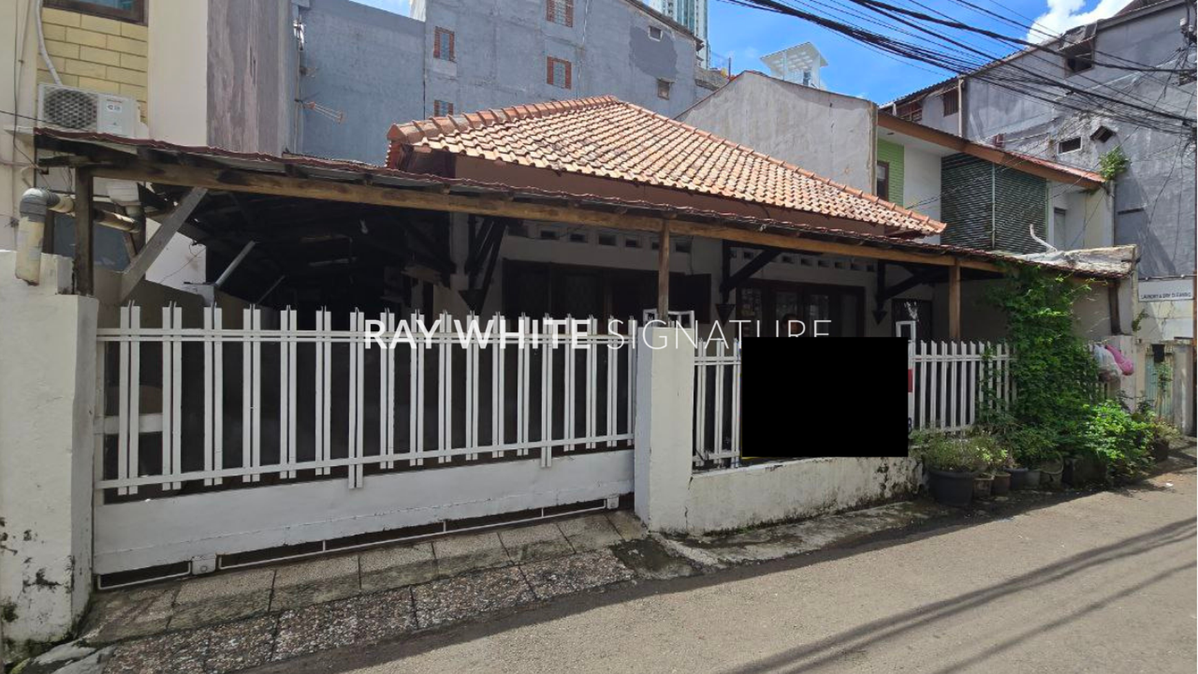 Rumah Hitung Tanah Area Cipete